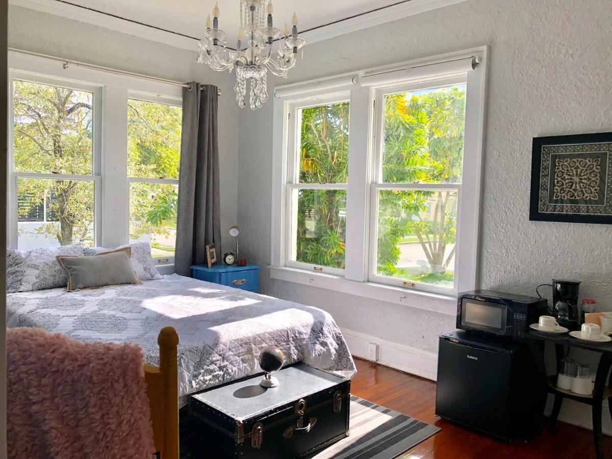 Private Suite Mins From Mia Free Parking Miami Exteriör bild
